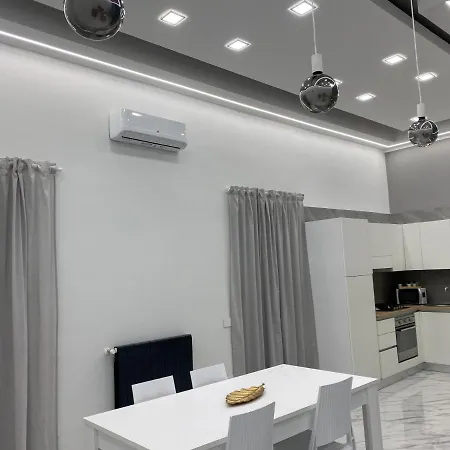 One House Апартаменти Помпеї