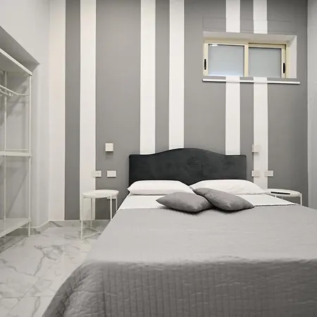 Апартаменты One House *