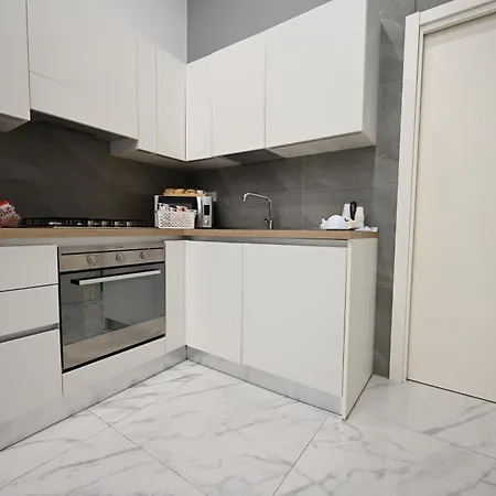 Апартаменты One House