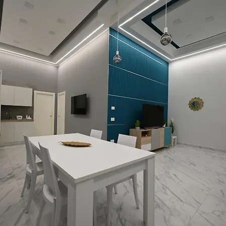 One House Διαμέρισμα *