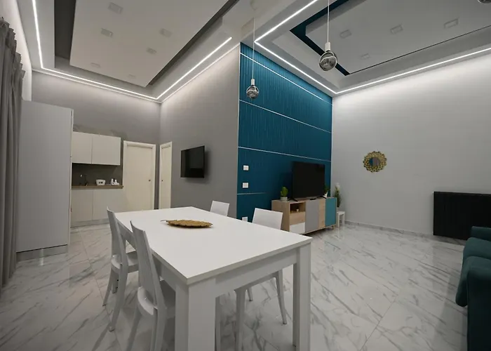 One House Apartment *